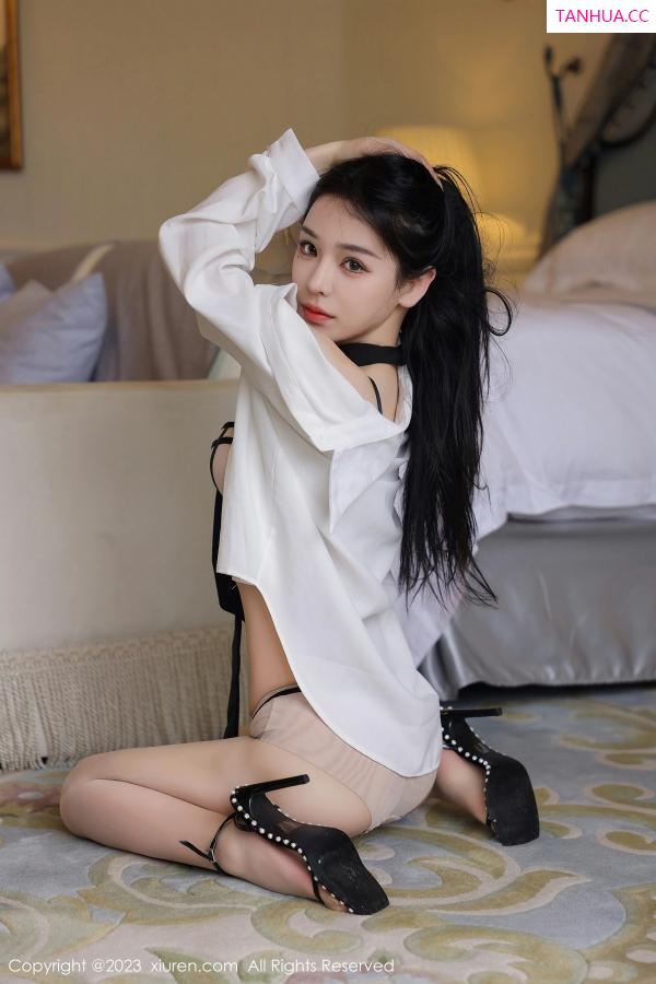   [XiuRen]高清写真图 2023.06.21 No.6954 米粒子 新人美腿第9张图片